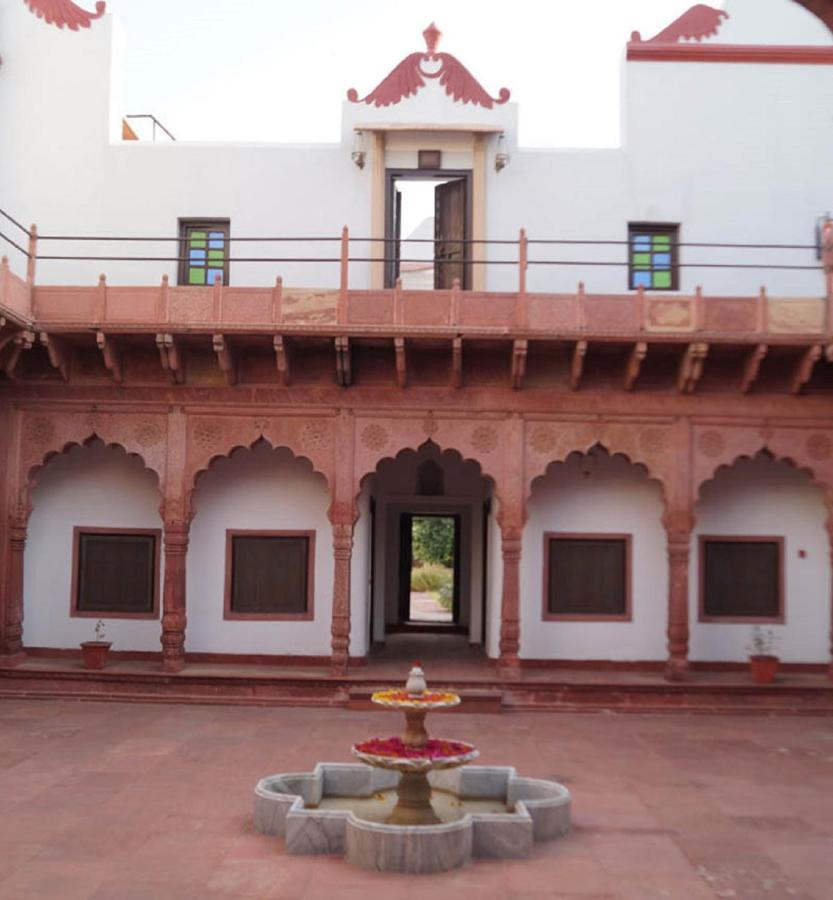 Amritara Chandra Mahal Haveli, Бхаратпур Экстерьер фото
